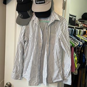 GAP button down. Mens M